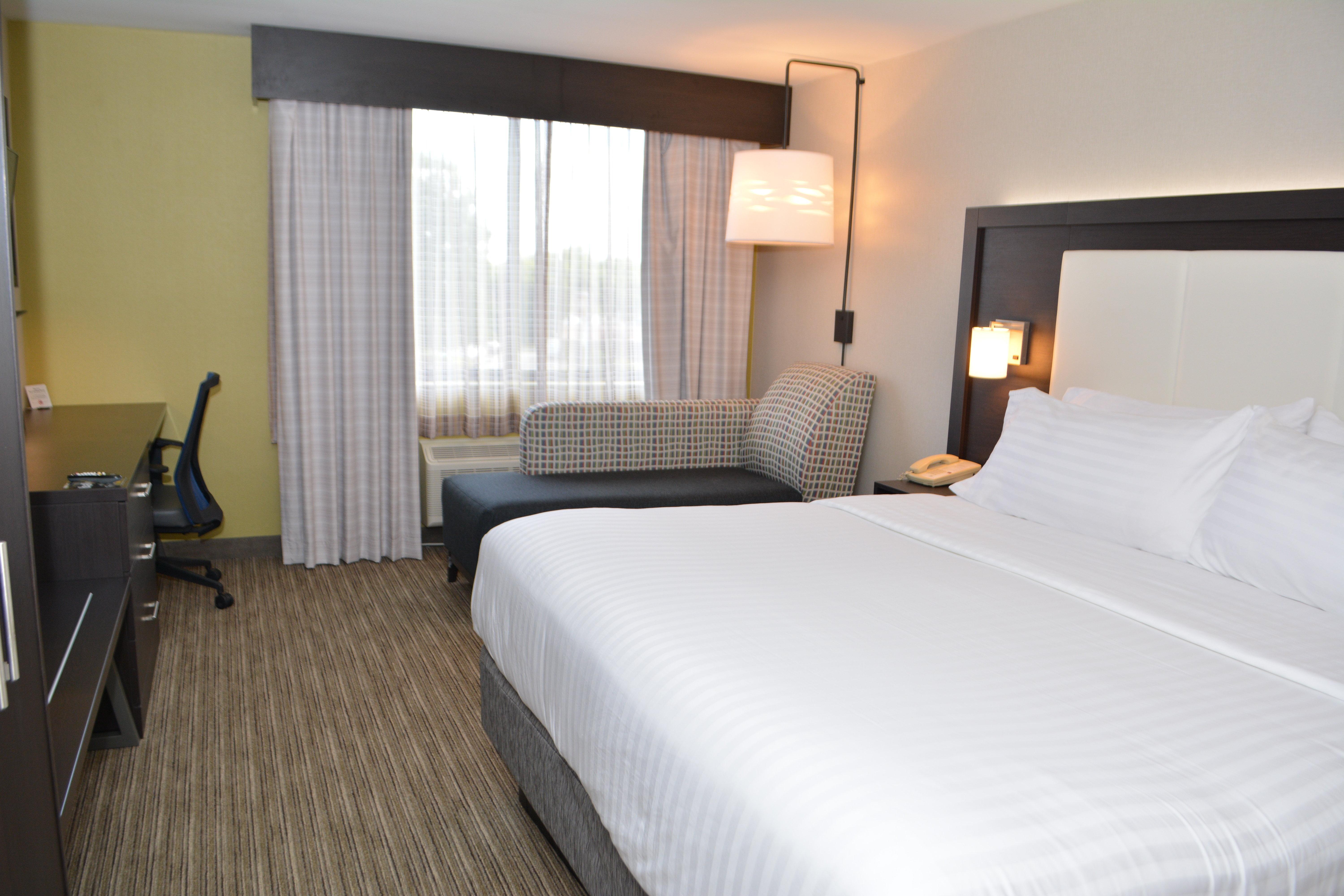 Holiday Inn Express & Suites Waterville - North By Ihg Exteriör bild