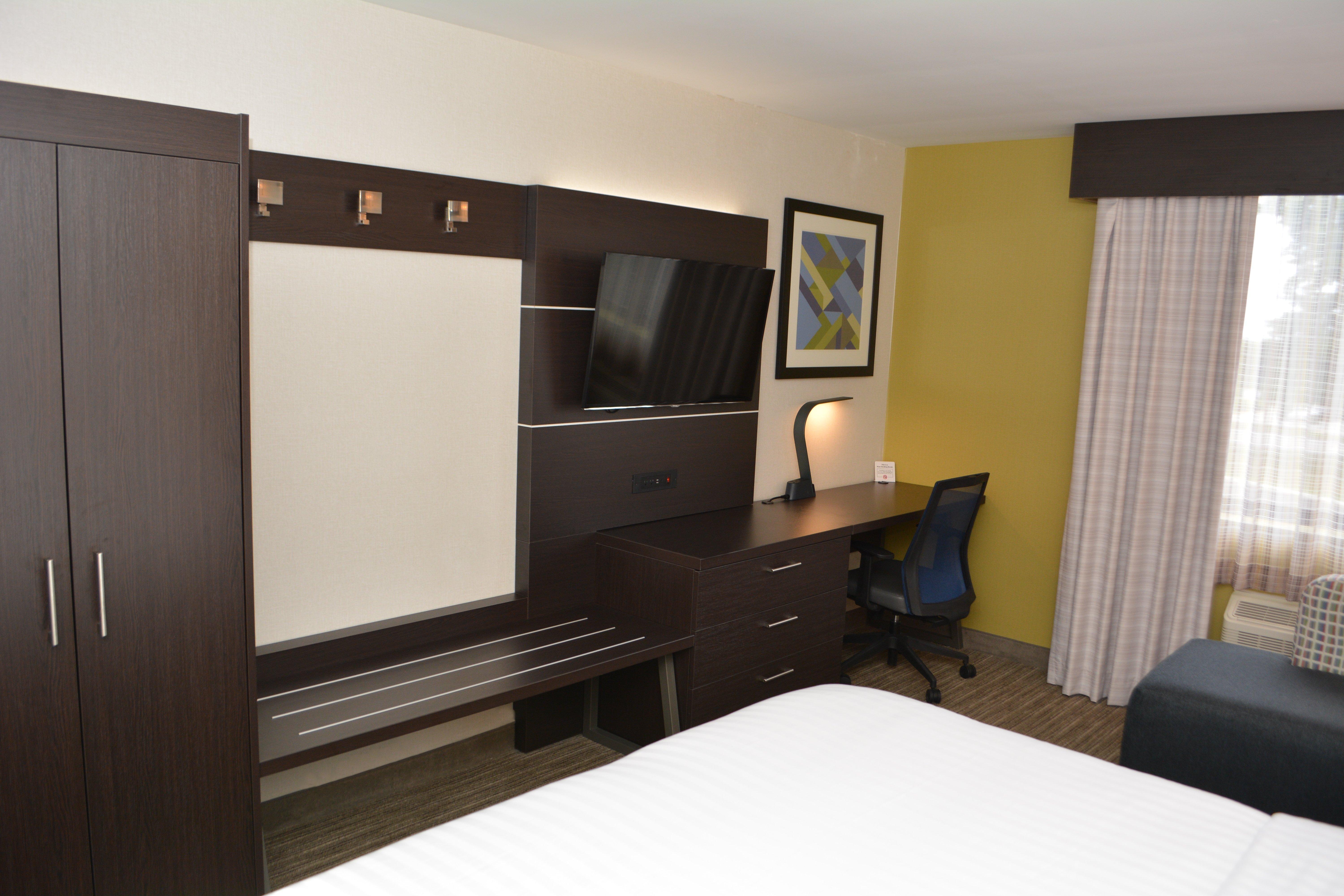 Holiday Inn Express & Suites Waterville - North By Ihg Exteriör bild