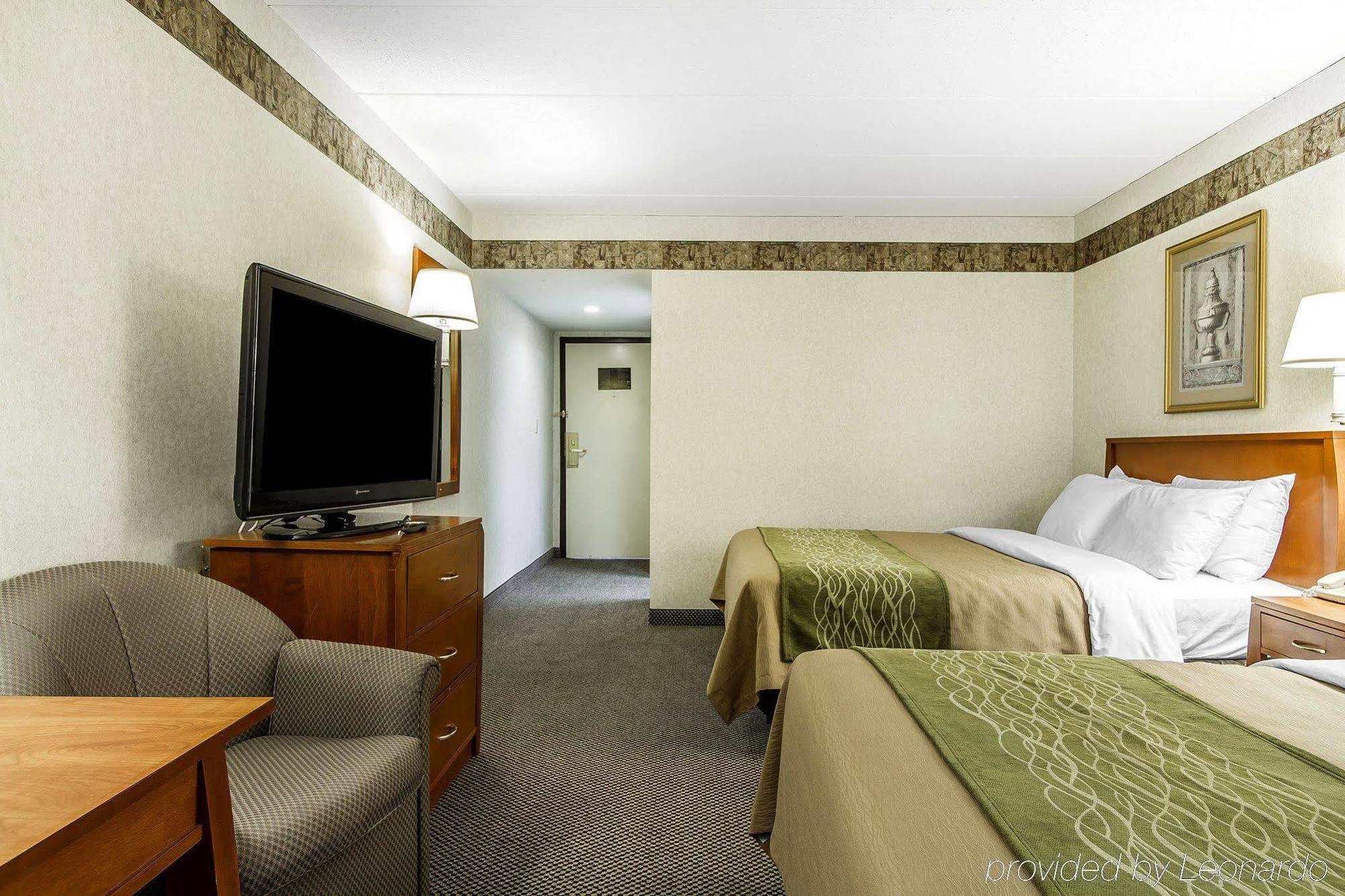Holiday Inn Express & Suites Waterville - North By Ihg Exteriör bild